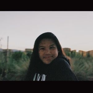 Meet your Posher, Kira